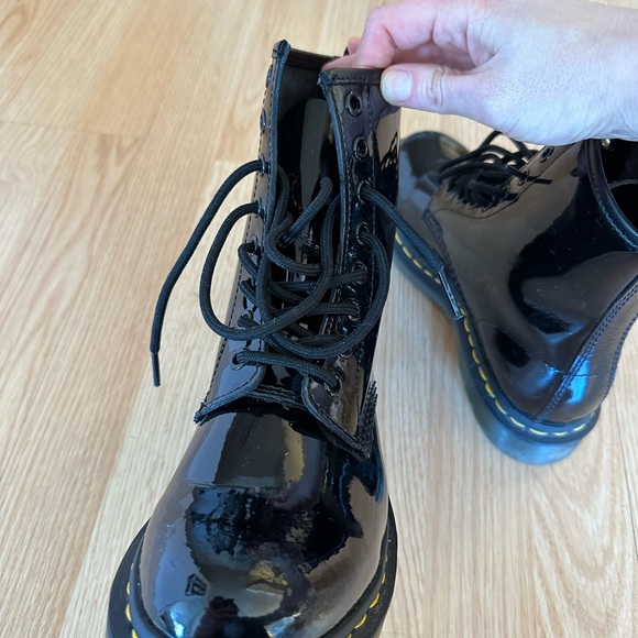 Patent leather Dr Marten airwave boots, barely worn - Picture 5 of 8